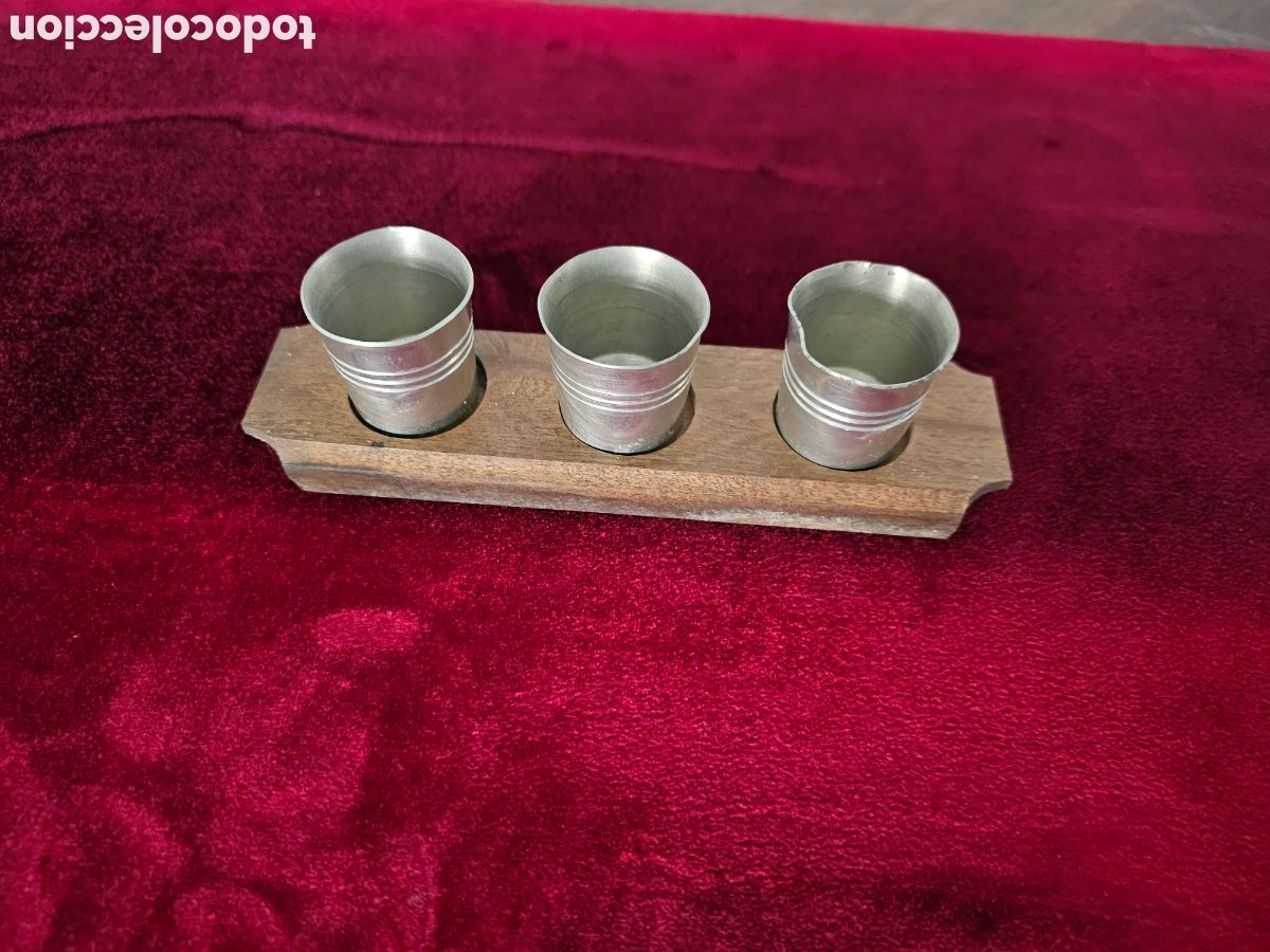 Collezionismo: ​Set de 3 Vasos de Chupito con Soporte de Madera, Alemania Deutschland 1940s 1950s 2&ordf; GM WWII