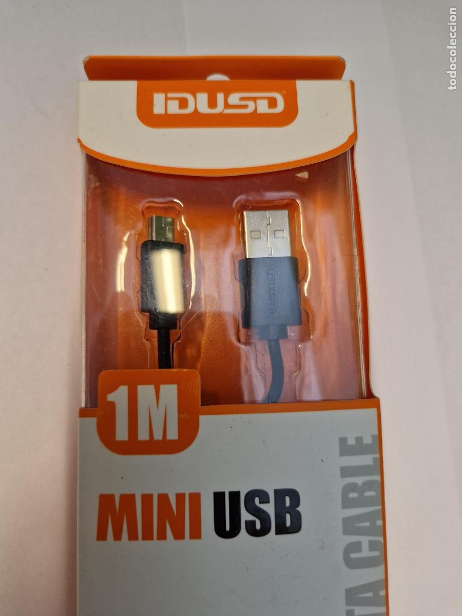 Coleccionismo: BONITOS CABLES UBS. NUEVOS.