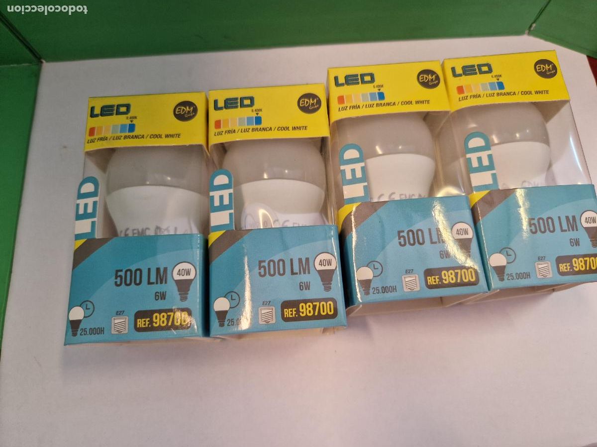 Coleccionismo: 4 BONITAS BOMBILLAS PEQUE&Ntilde;AS. NUEVA.