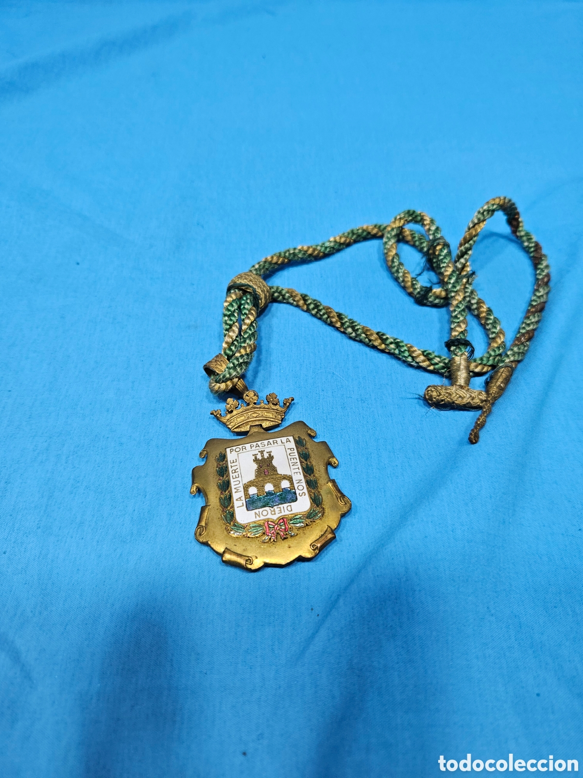 Collecting: MEDALLA AYUNTAMIENTO DE CIEZA. NOS DIERON LA MUERTE POR PASAR LA PUENTE. EPOCA ALFONSO XIII