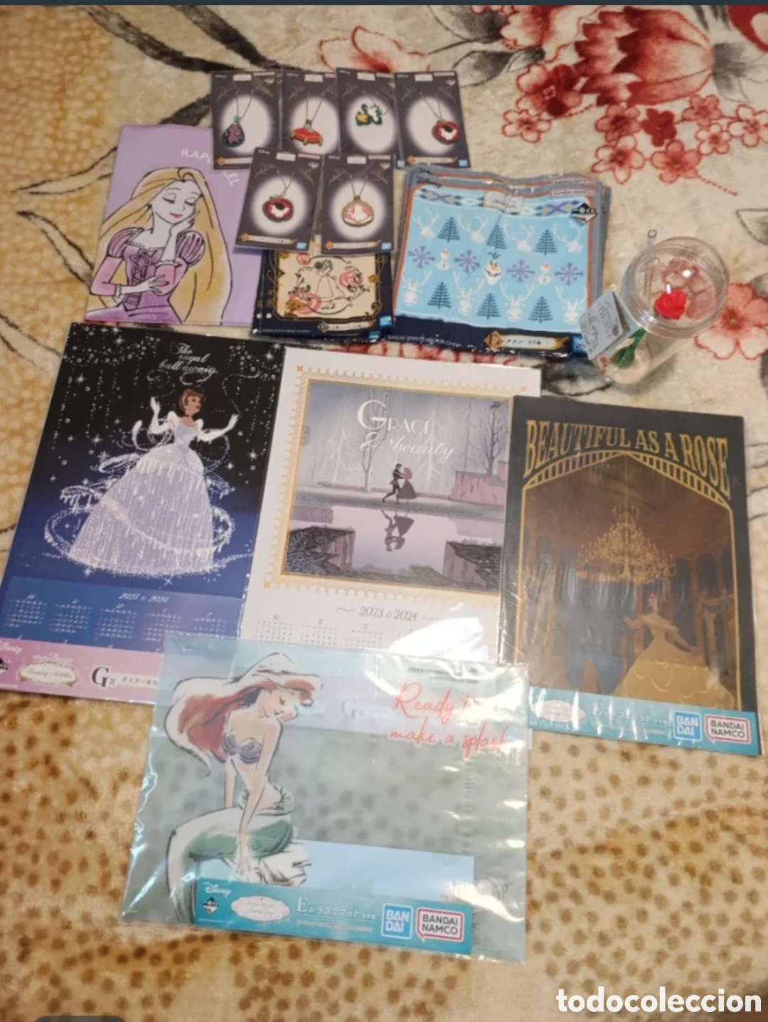 Coleccionismo: Lote art&iacute;culos Disney - Bandai Namco