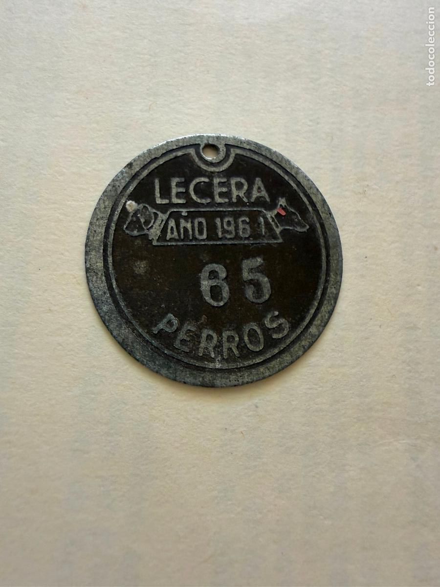 Coleccionismo: Chapa perro L&eacute;cera Zaragoza 1961