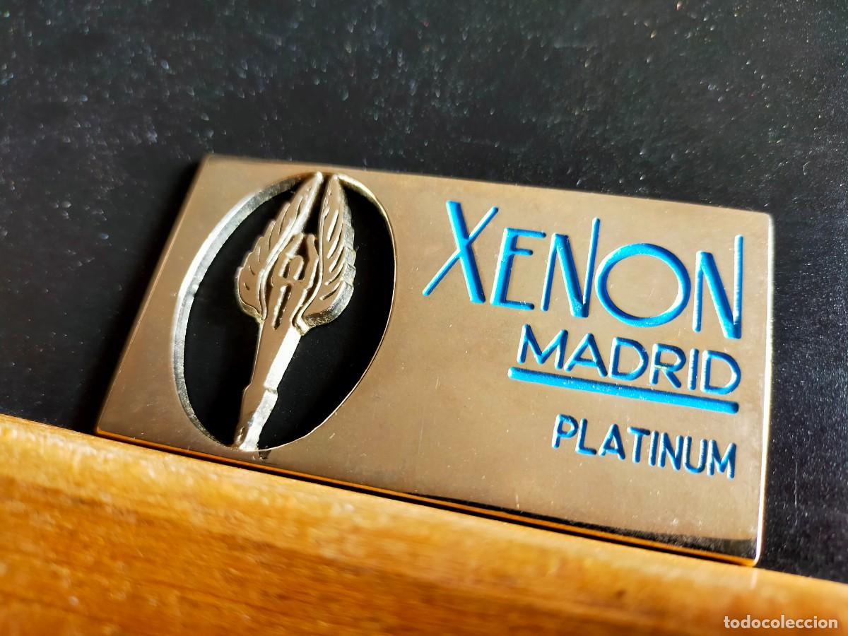 Coleccionismo: TARJETA PLATINUM NUMERADA DE LA M&Iacute;TICA DISCOTECA XENON. MET&Aacute;LICA CON LOGO TROQUELADO. A&Ntilde;OS 80/90.