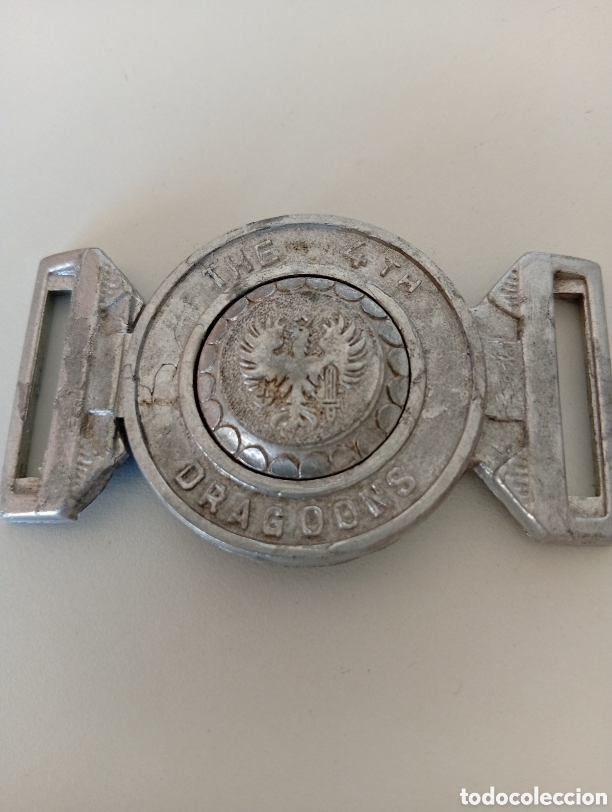 Coleccionismo: Hebilla militar the 4 th dragons si parece tener cierta antiguedad