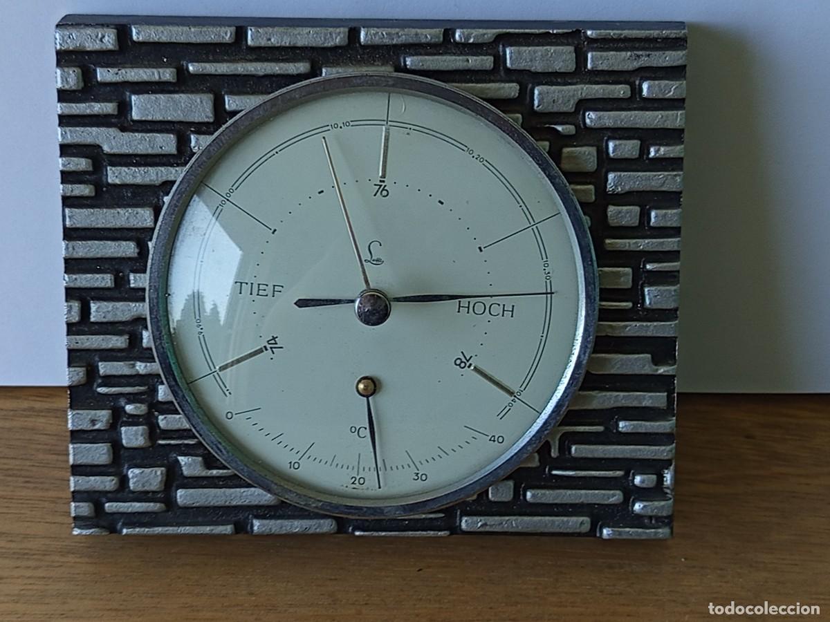 Collecting: Term&oacute;metro de metal.Vintage