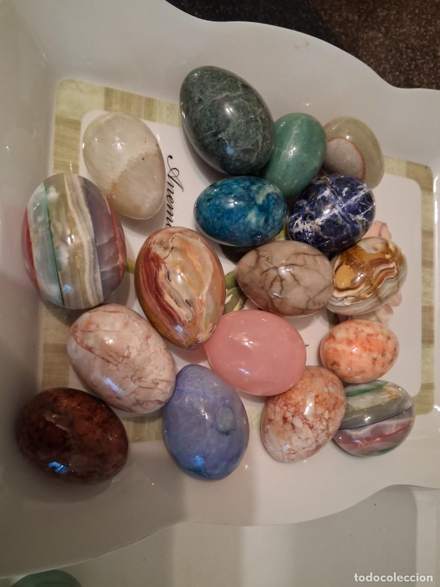 Coleccionismo: Huevos de diferentes piedras