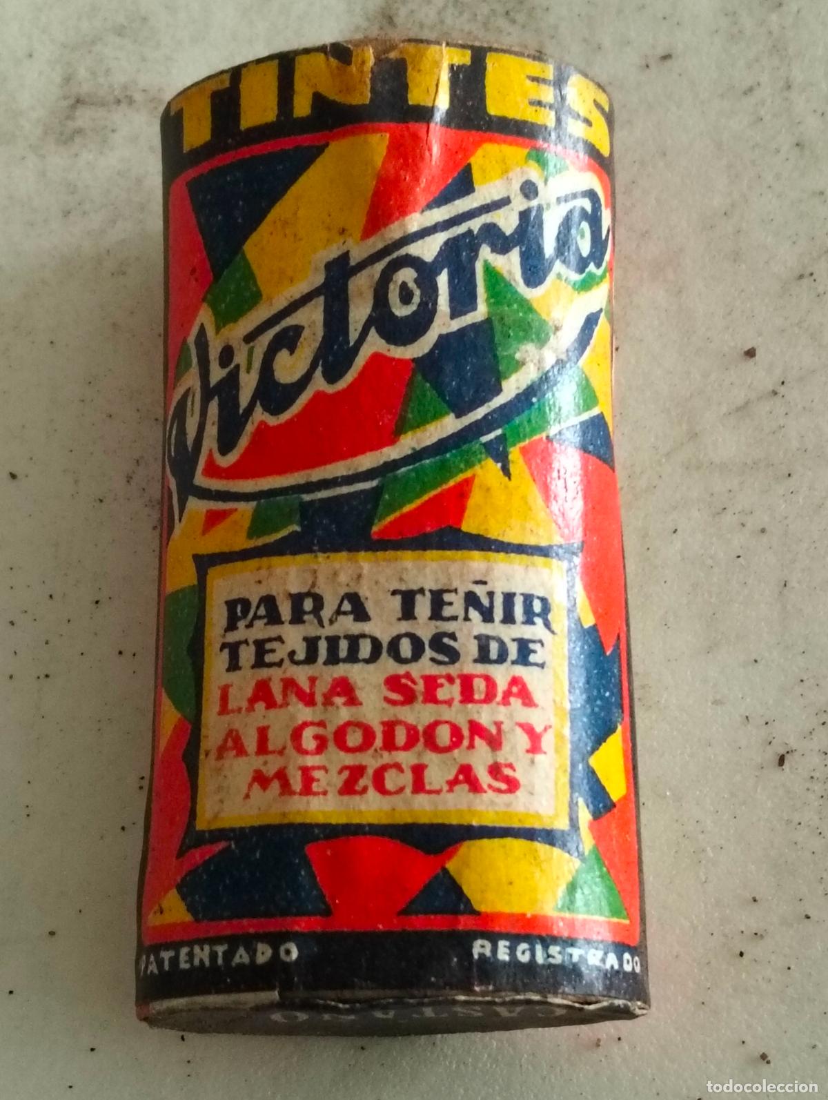 Coleccionismo: ANTIGUA CAJA, TINTES VICTORIA, N&ordm; 11 CASTA&Ntilde;O CELESTE, MEDIDAS 6,5 X 3 X 2,5 CM