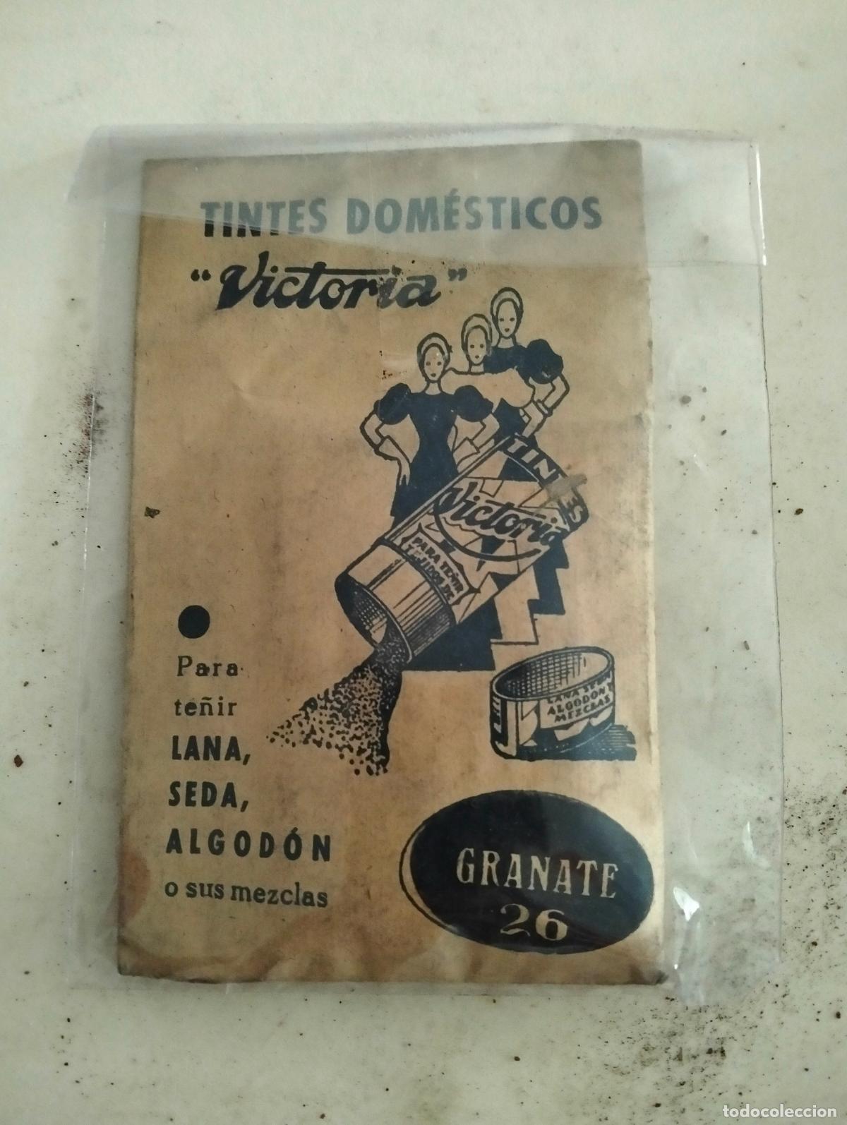 Coleccionismo: ANTIGUO SOBRE, TINTES DOMESTICOS VICTORIA, N&ordm; 26 GRANATE, MEDIDAS 7 X 11,5 CM
