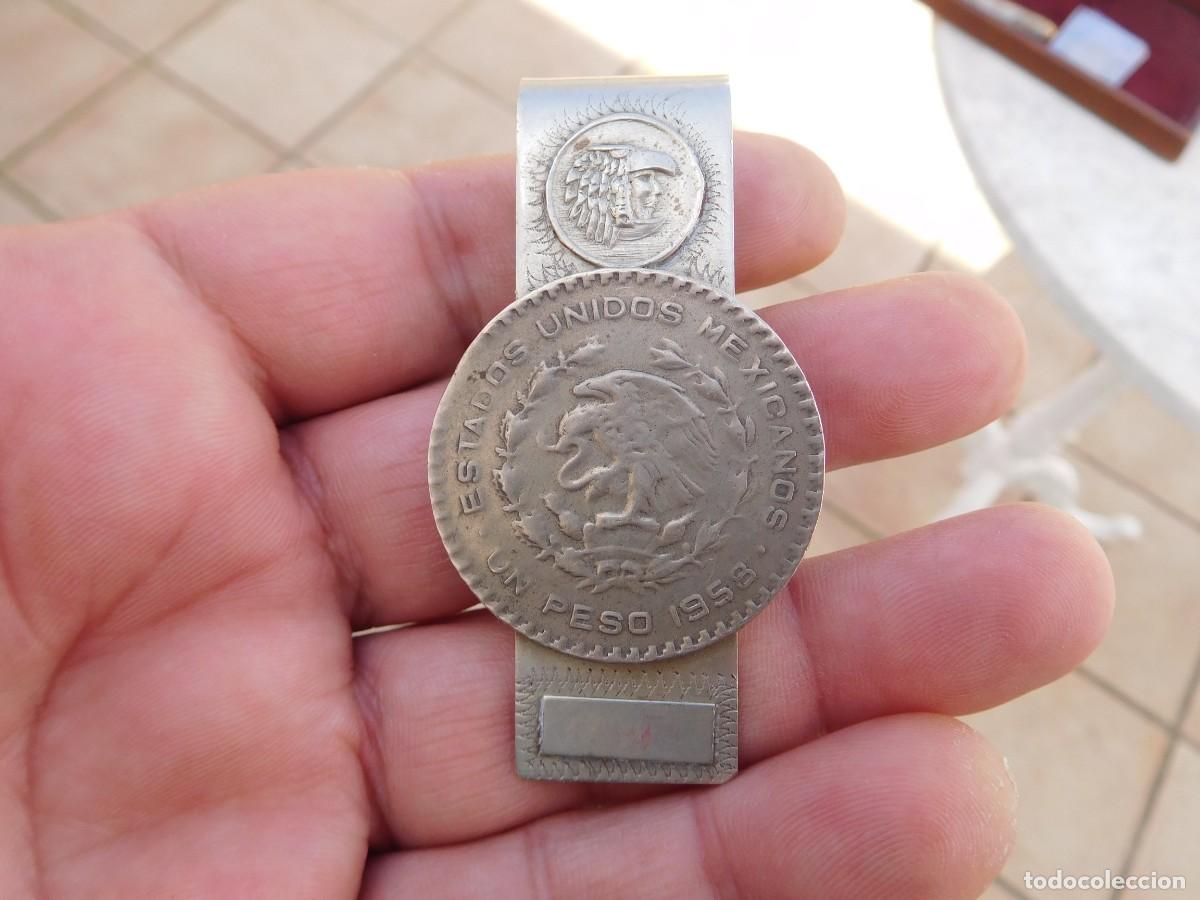 Coleccionismo: Pinza para billetes con moneda de plata M&eacute;xico dinero