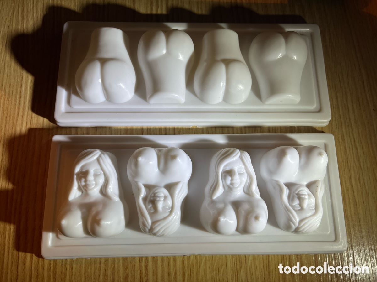 Coleccionismo: 2x Moldes de pl&aacute;stico de tetas y culos para hielos. Despedidas de soltero. Color blanco