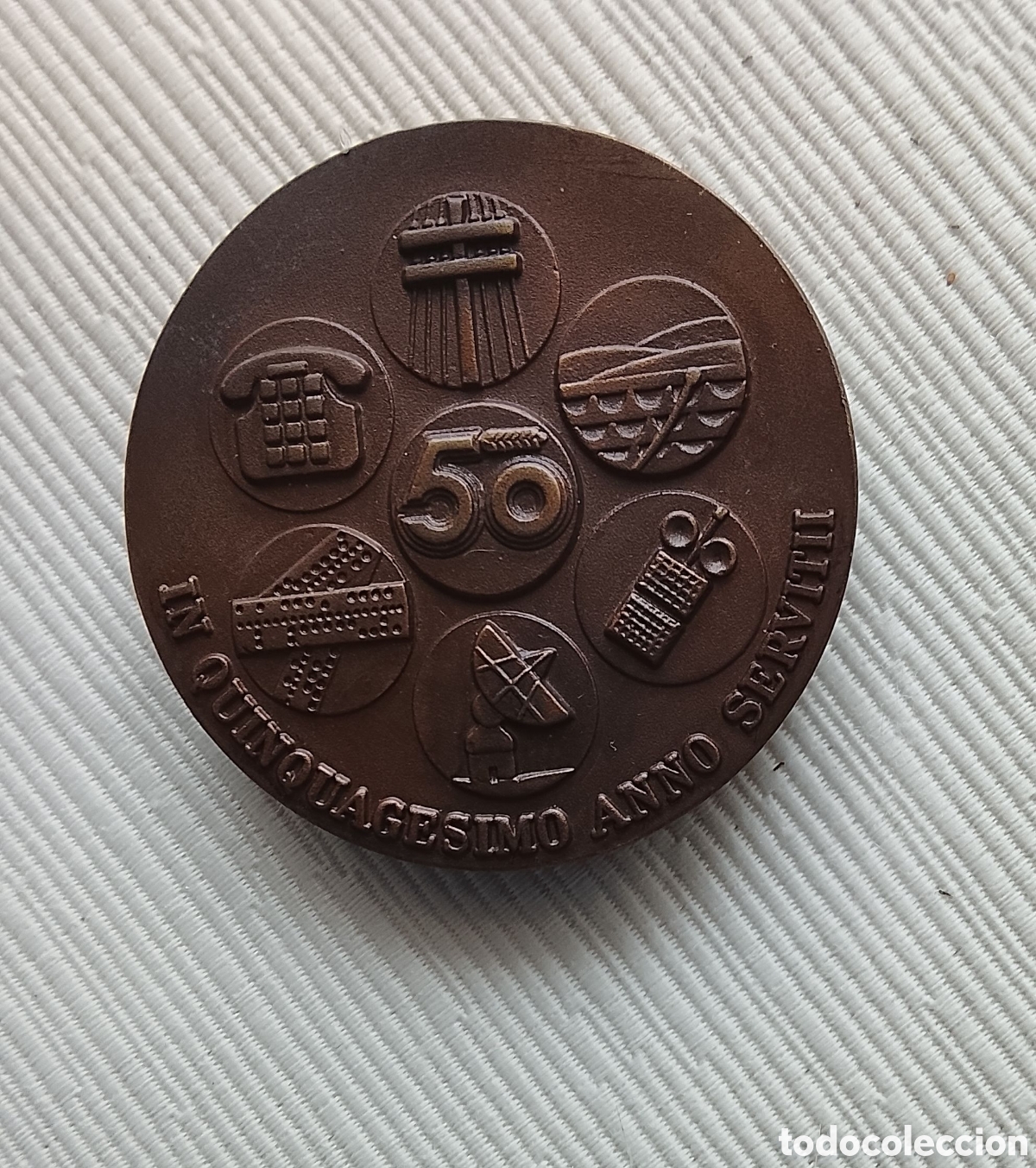 Coleccionismo: 1975. Medalla conmemorativa 50 a&ntilde;os de compa&ntilde;&iacute;a telef&oacute;nica nacional de Espa&ntilde;a