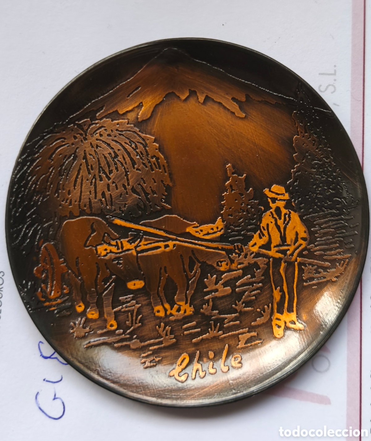 Coleccionismo: Platos decorativosl con tem&aacute;tica de rodeos y bailes chilenos.&nbsp;