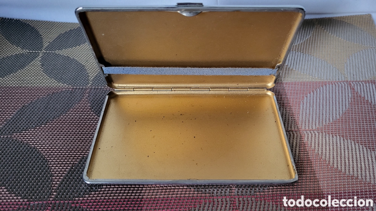 Coleccionismo: Antigua pitillera usada