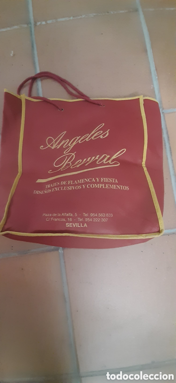 Sammeln: bolsa guardapolvo tienda flamenca Sevilla
