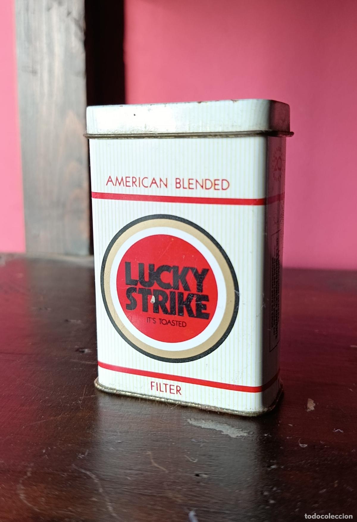 Coleccionismo: PITILLERA METALICA PARA TABACO. CIGARROS. LUCKY STRIKE