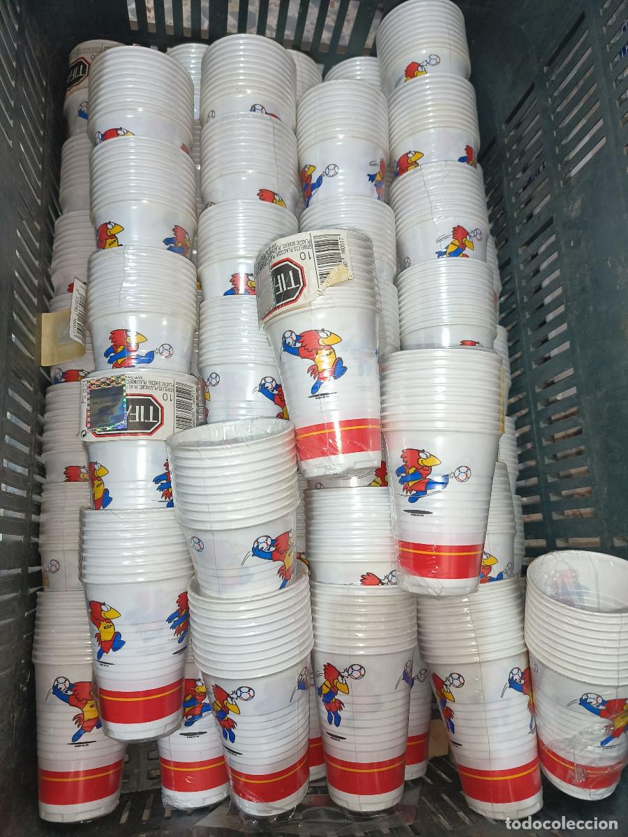 Coleccionismo: Ocasion coleccionistas ! lote de 500 vasos ( 50 paquetes de 10 ) Mundial Francia 98 mascota Footix