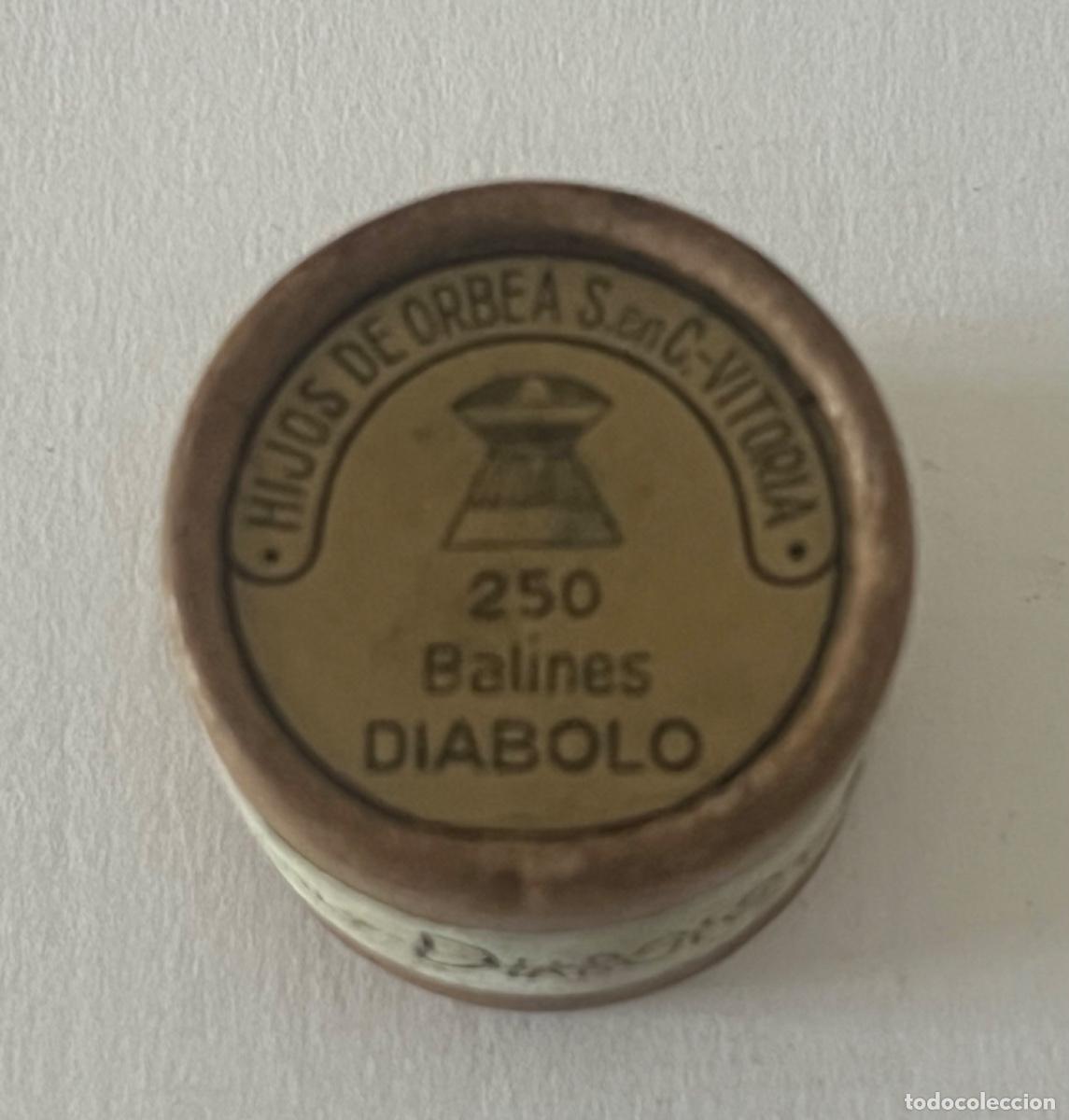 Coleccionismo: Antigua caja de cart&oacute;n con Balines DI&Aacute;BOLO ORBEA VITORIA tiene los balines