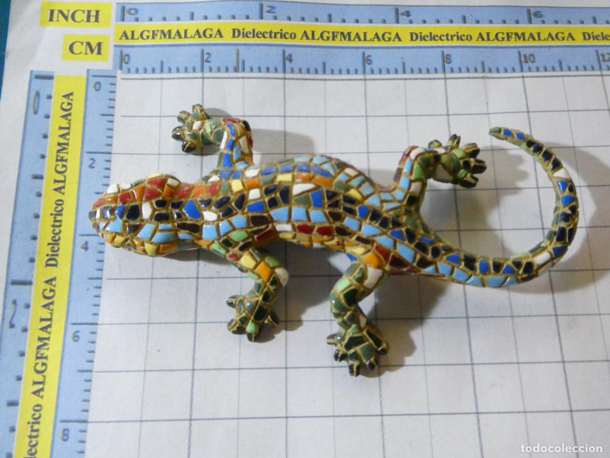 Coleccionismo: IM&Aacute;N DE NEVERA. SOUVENIR RECUERDO. SALAMANDRA REPTIL ESTILO PARQUE G&Uuml;ELL BARCELONA