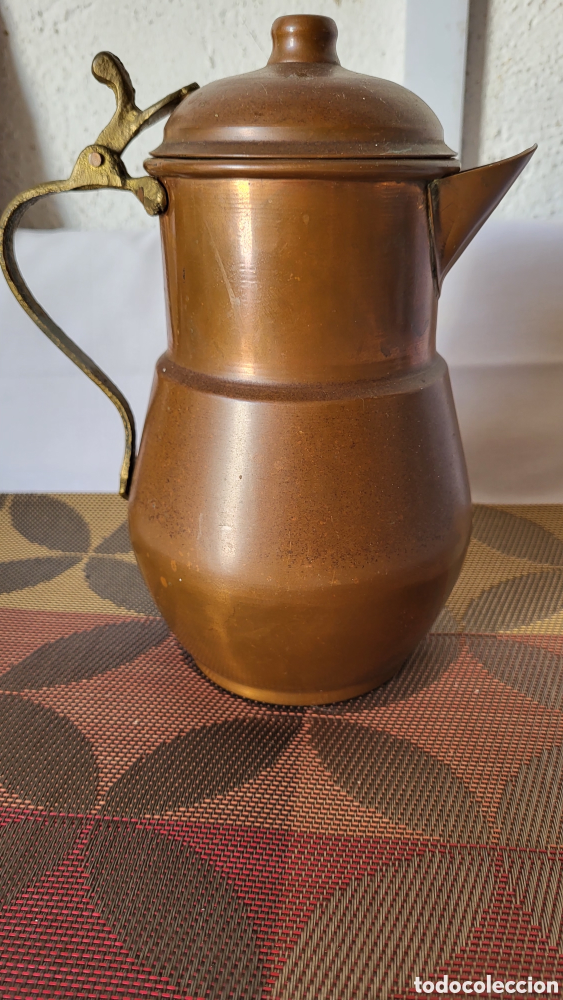 Coleccionismo: Antigua jarra de cobre