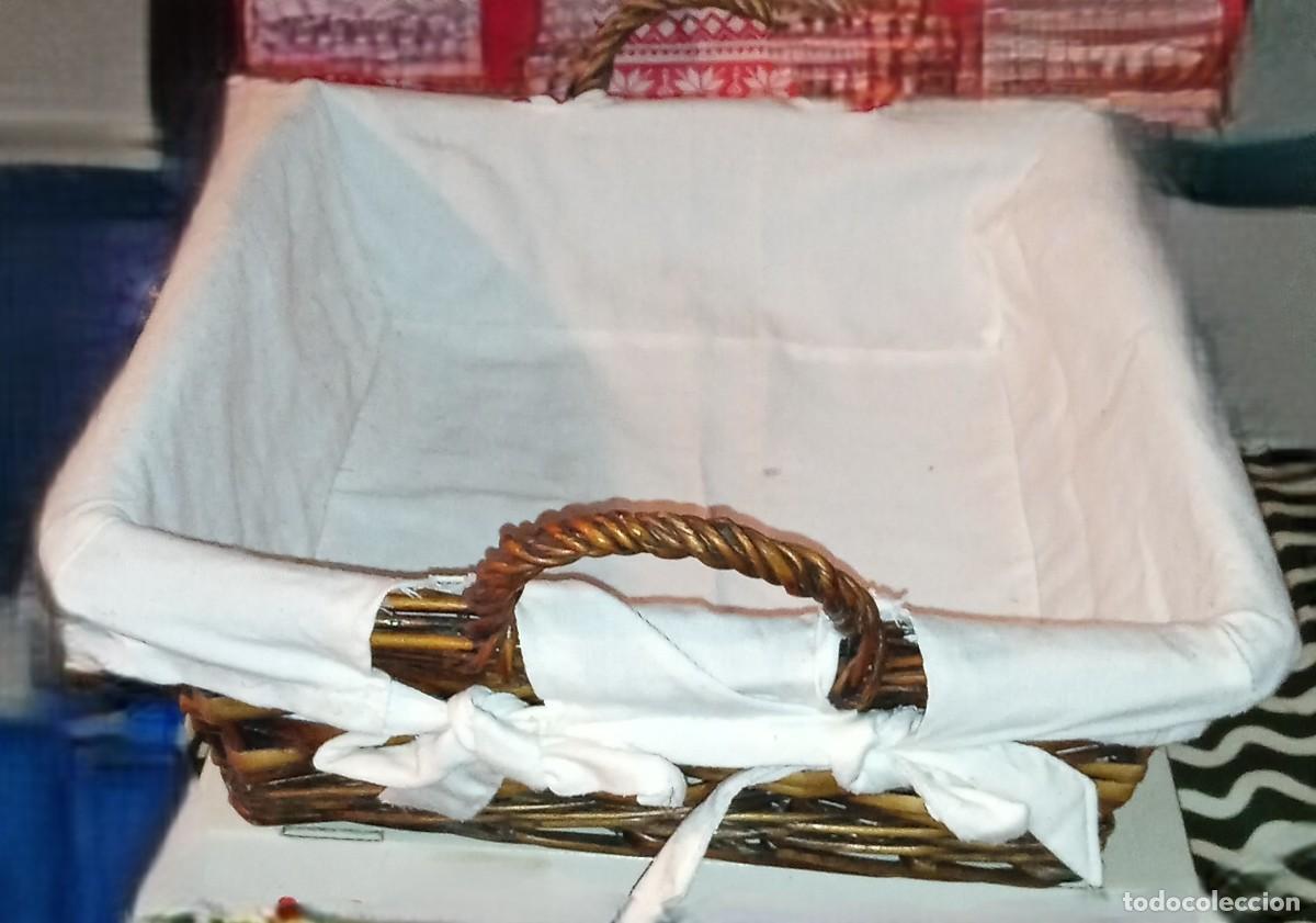 Coleccionismo: CESTA DE MIMBRE CON FUNDA - Foto 4