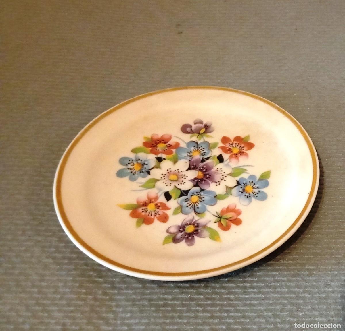 Coleccionismo: Plato Ibis Flores Porcelana