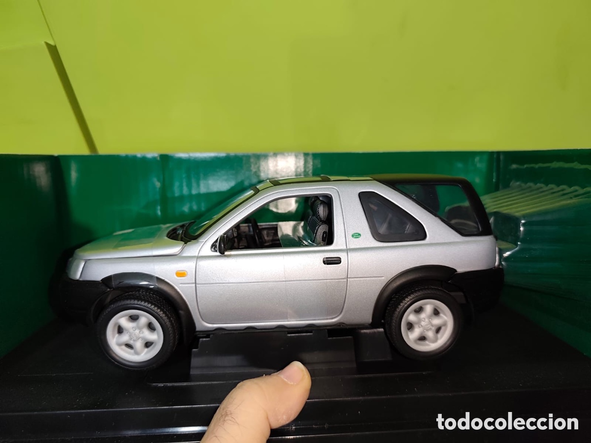 Coleccionismo: LAND ROVER FREELANDER V6, SILVER/ GRIS,