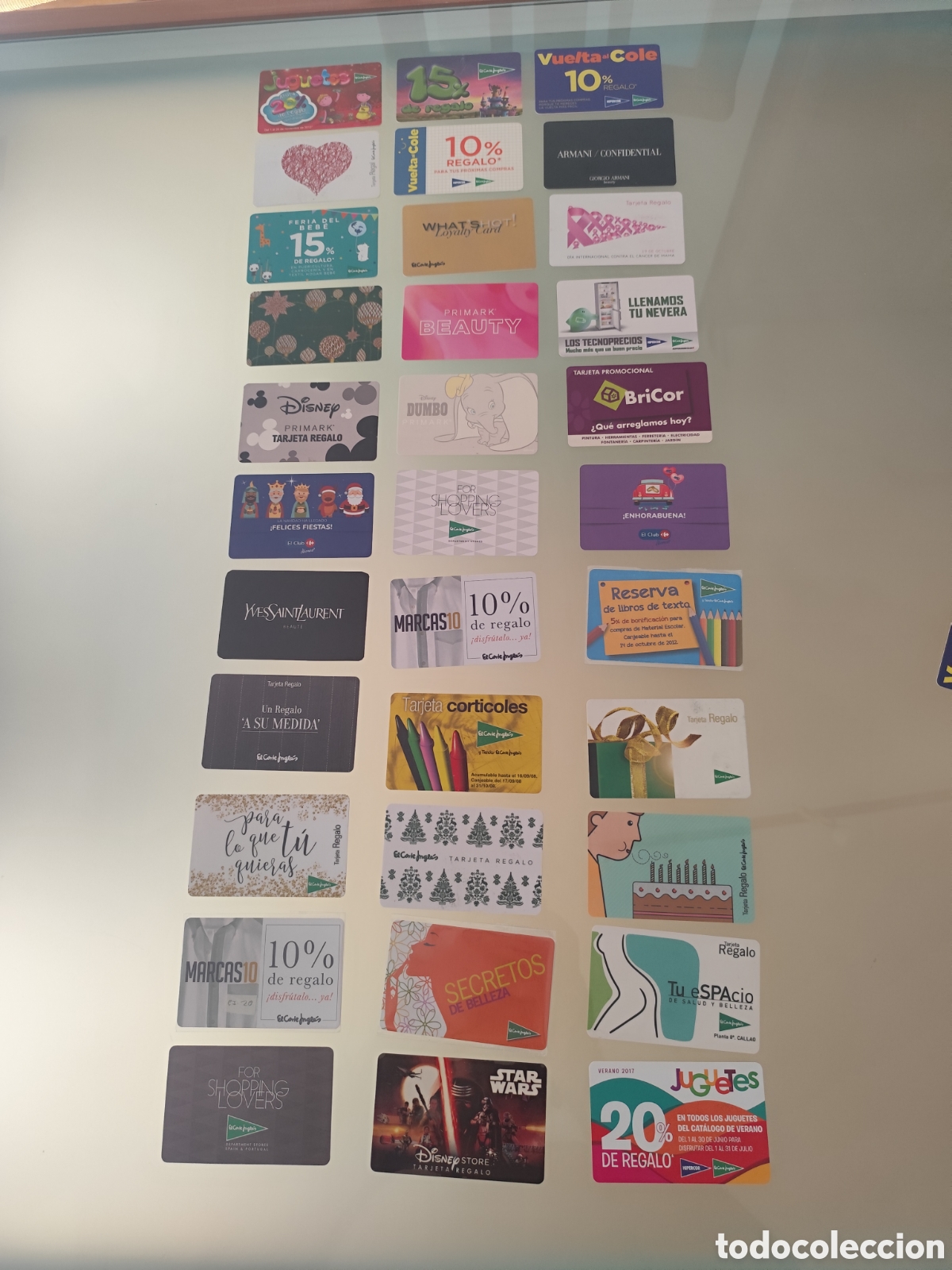 Coleccionismo: 33 tarjetas de regalo de Espa&ntilde;a