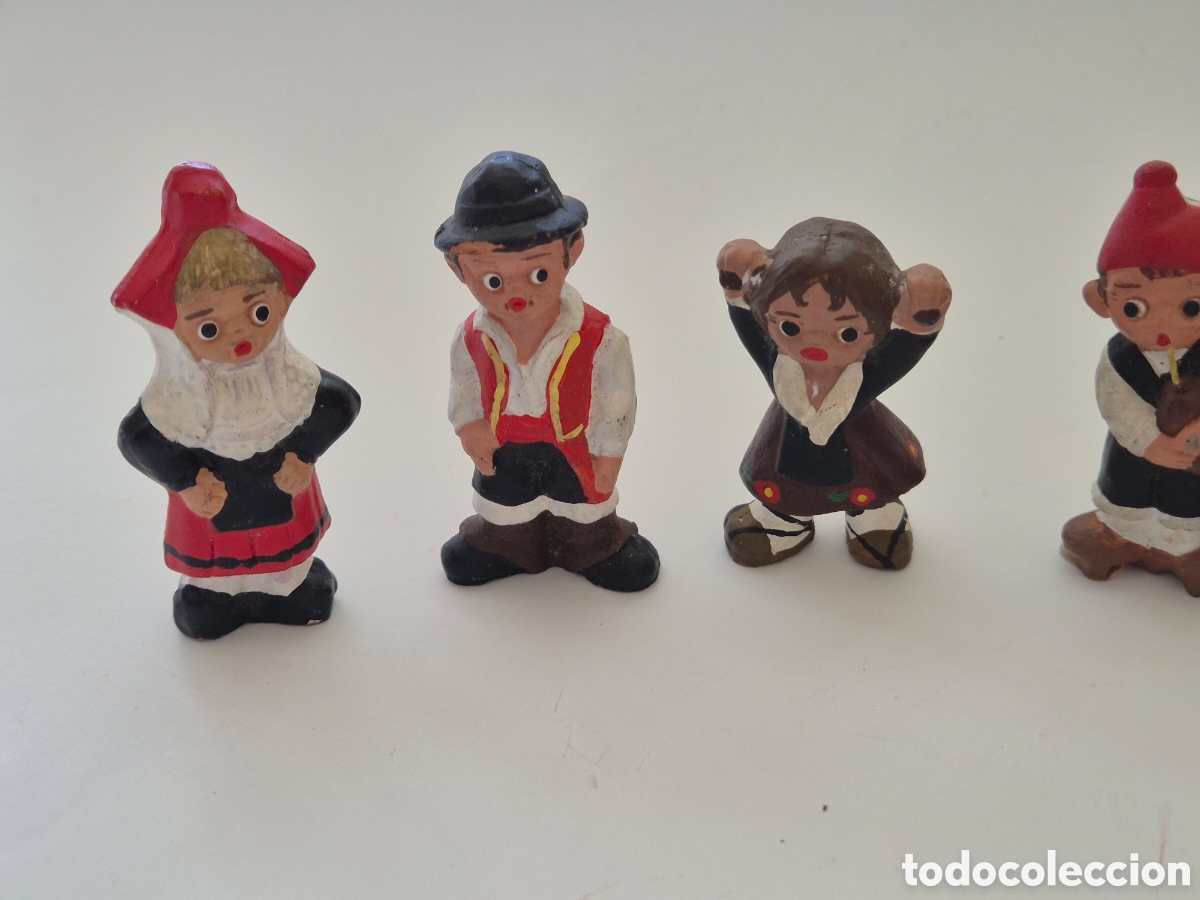 Coleccionismo: Lote figuras peque&ntilde;as tipo Alborox / cabezones artesanos. Son figuras de barro, arcilla o terra