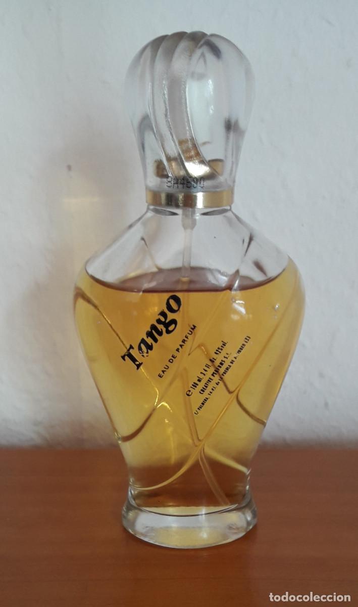 Coleccionismo: BOTELLA DE PERFUME TANGO DE 100ML.( CASI LLENA) DE SPRAY.....