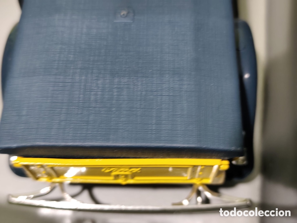 Coleccionismo: ford pick Up, amarilla, ref.8020, serie prestige