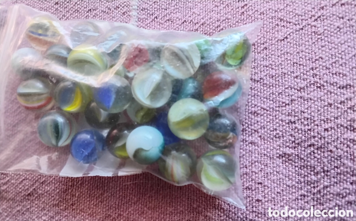 Collecting: Lote de 20 canicas de vidrio macizo de colores