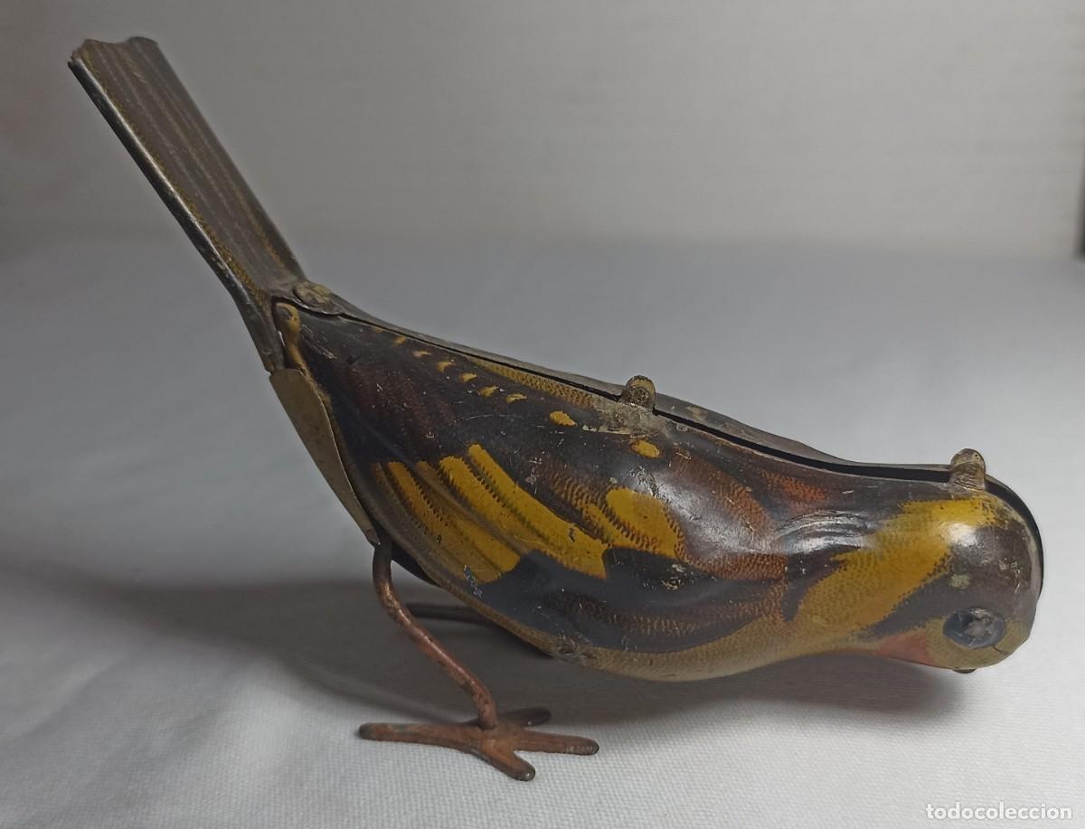 Colecionismo: P&aacute;jaro de Hojalata Litografiada. (JG09)