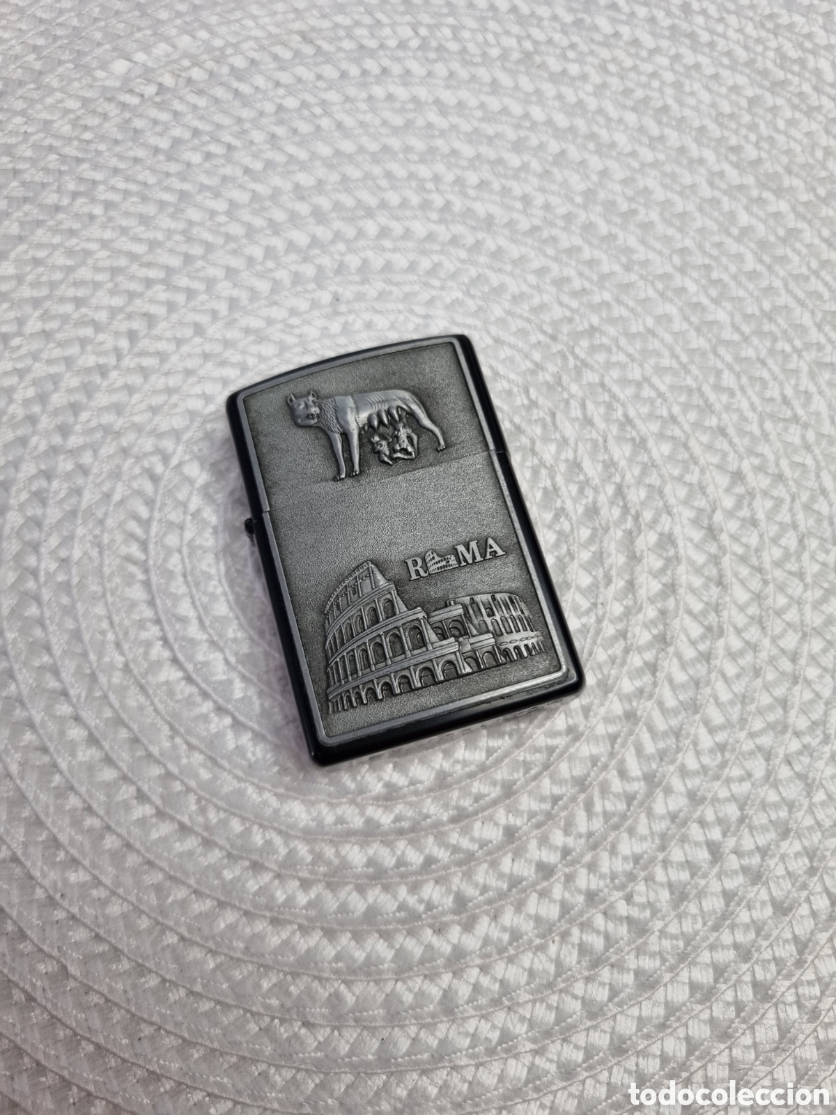 Coleccionismo: Encendedor gasolina tipo Zippo Roma