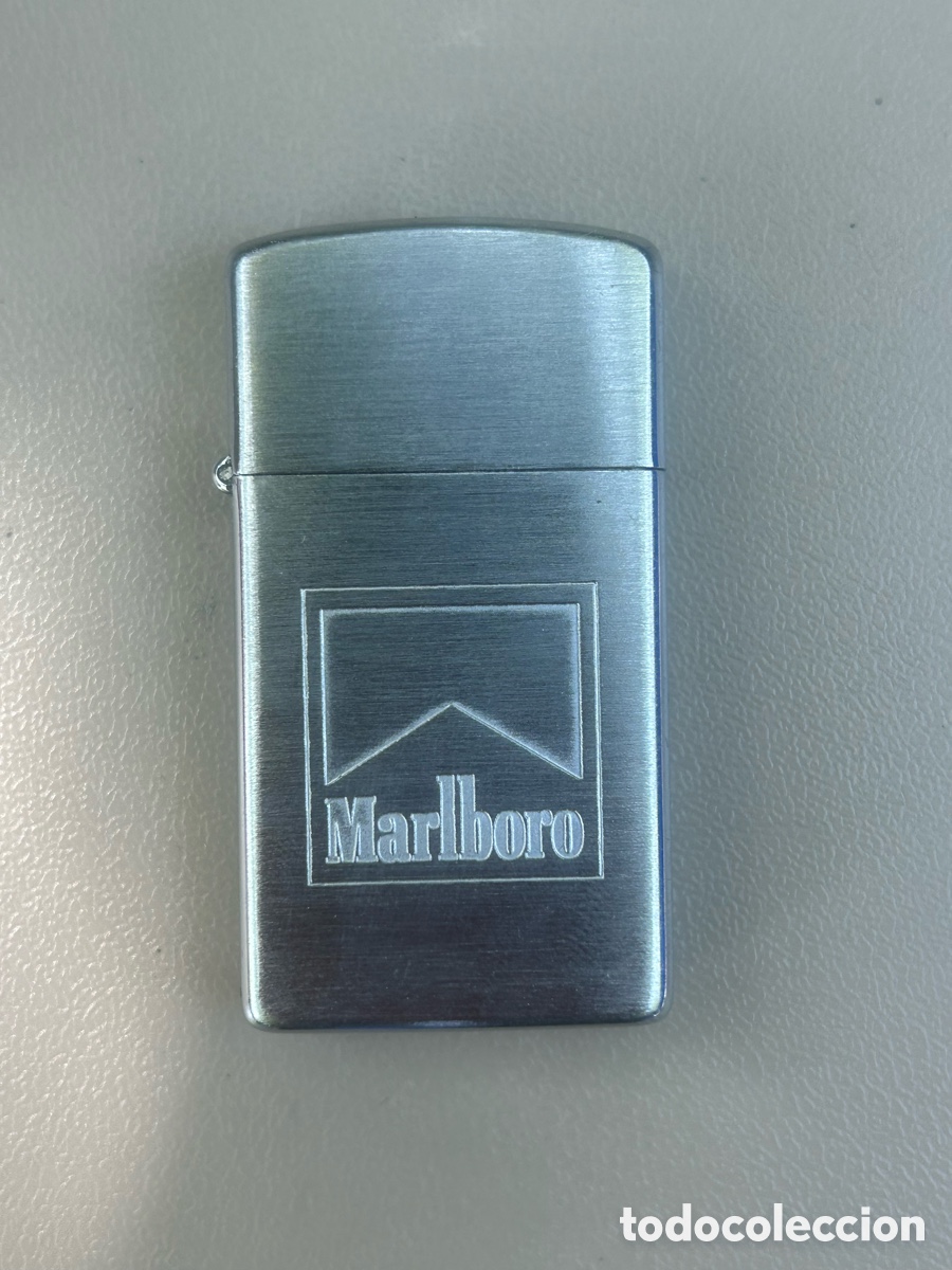 Coleccionismo: Zippo MARLBORO con caja - Foto 2