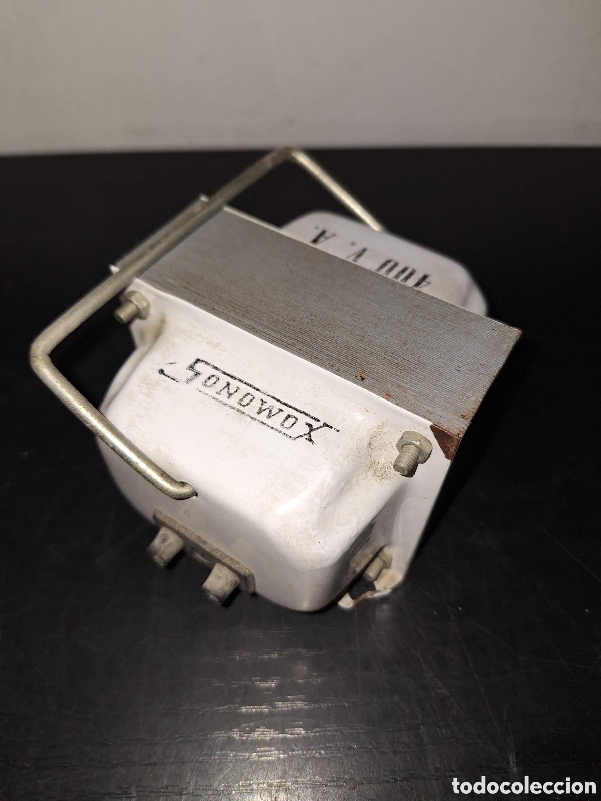 Coleccionismo: transformador de potencia.&nbsp;400V.A