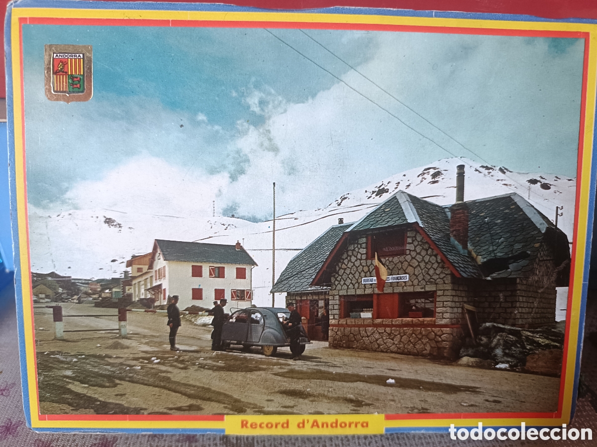 Coleccionismo: Recuerdo de Andorra con aduana con Francia, lote de ocho cajas de cerillas