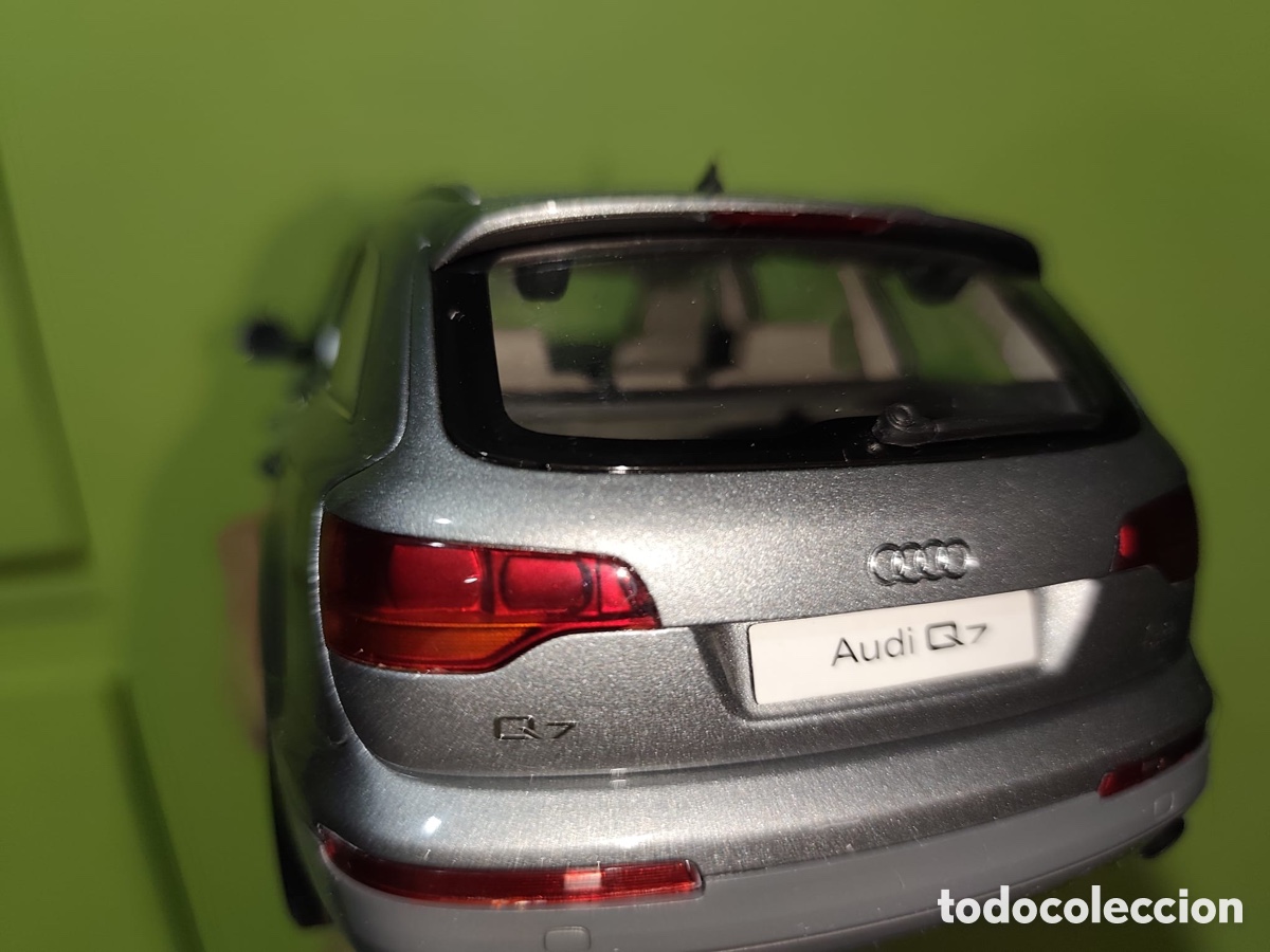 Coleccionismo: Audi Q 7, silver, 4.2 fsi V8, ref.4221 GR,