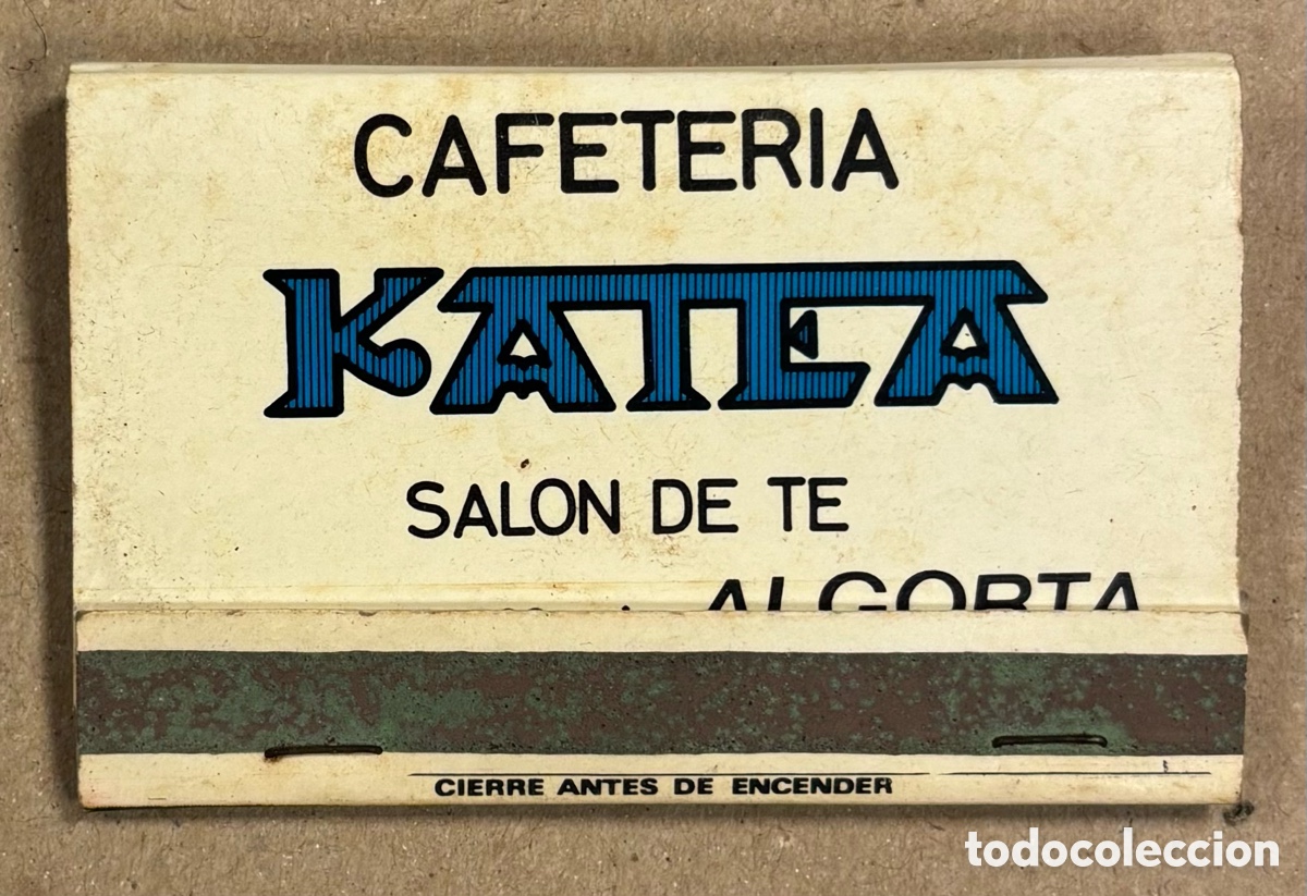 Coleccionismo: KATEA CAFETER&Iacute;A SAL&Oacute;N DE TE (ALGORTA). CAJETILLA PUBLICITARIA DE CERILLAS. CASTILLO DE BUTR&Oacute;N.
