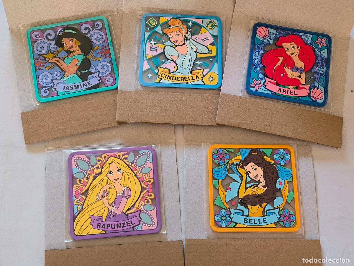 Coleccionismo: FLAT GASHAPON DISNEY PRINCESS - COMPLETO 5 POSAVASOS - BANDAI - JAPON - NUEVO (342w)