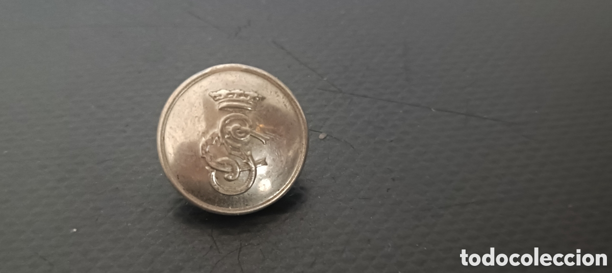 Coleccionismo: Antiguo bot&oacute;n peque&ntilde;o de los cuerpos de seguridad &eacute;pocas guerra civil y posguerra bando nacional