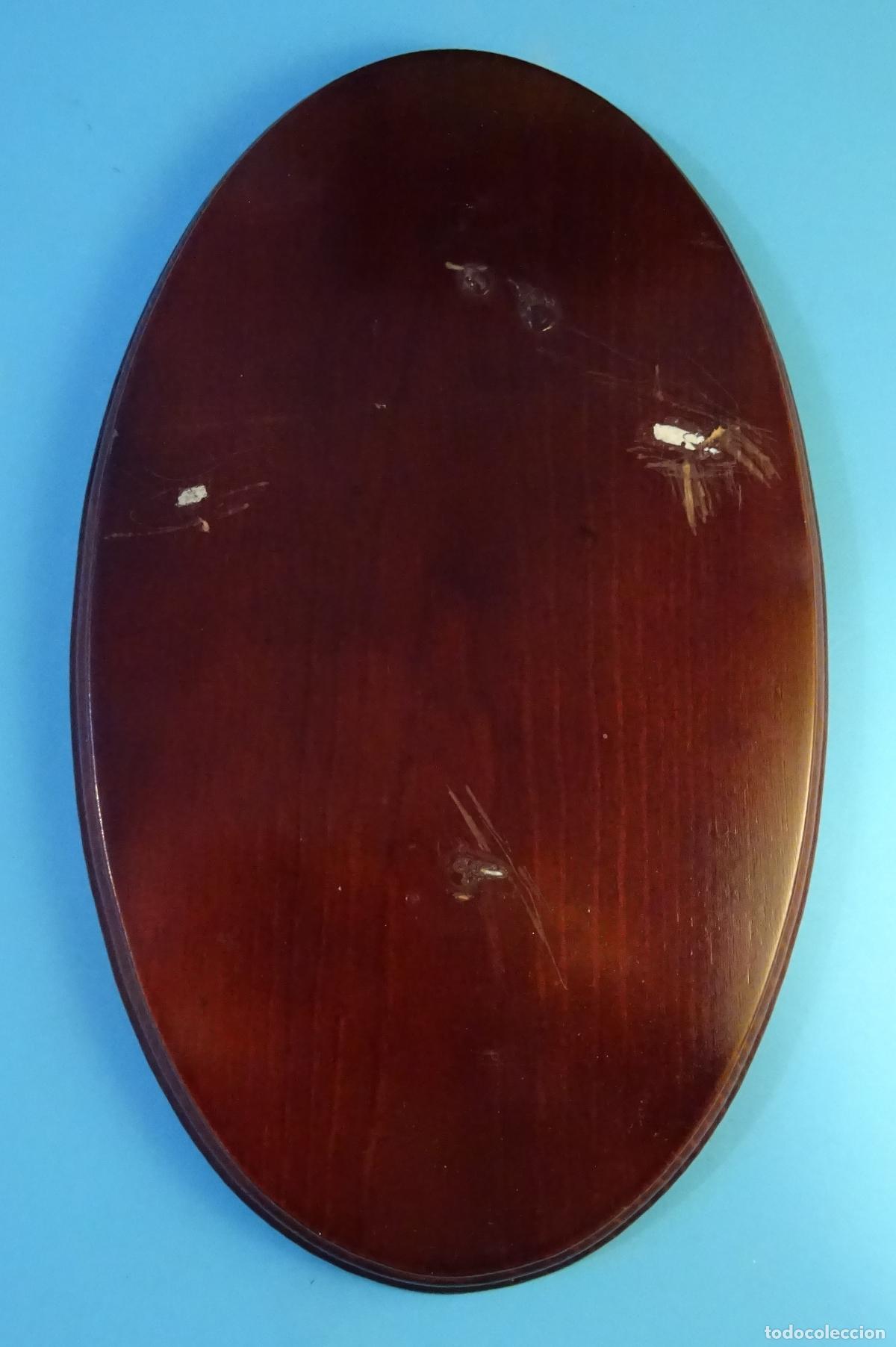 Coleccionismo: PEANA PEDESTAL DE MADERA PARA JARR&Oacute;N, FIGURA, BONSAI. OVALADA 35 X 21,5 CM ALTURA 2 CM