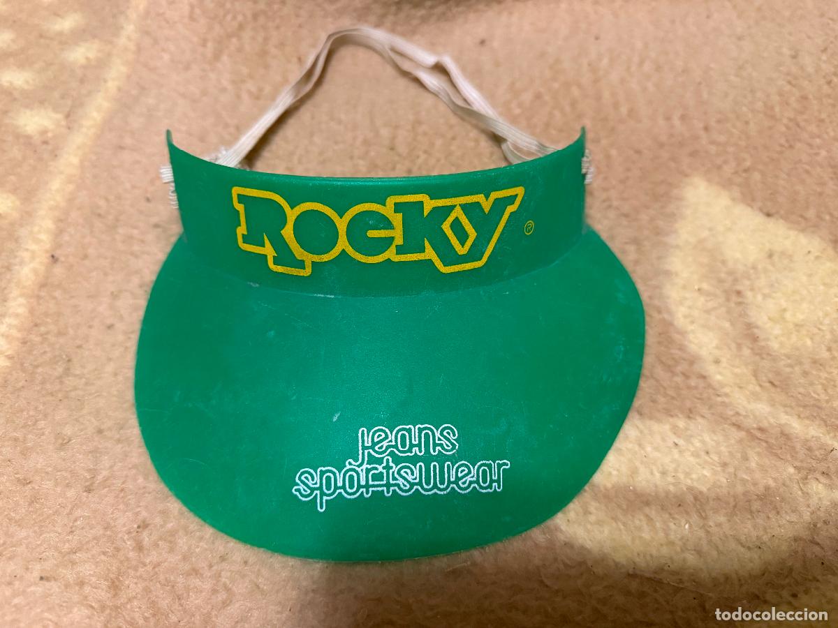 Coleccionismo: Visera de pl&aacute;stico rocky jeans sportswear