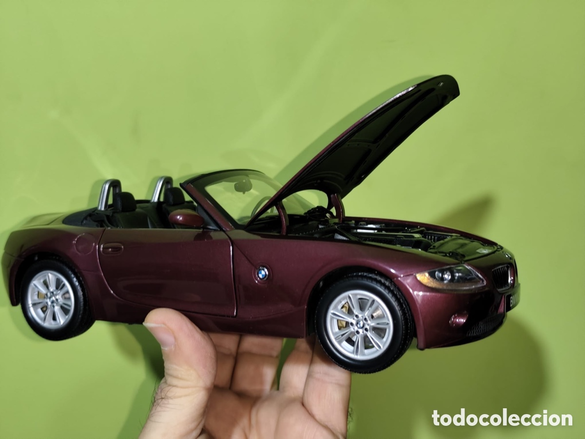 Coleccionismo: BMW Z4 coup&eacute;, red Metallic, red.08581 R,
