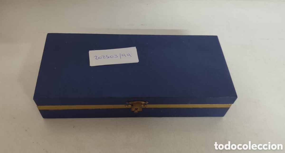 Coleccionismo: Cepillo plateado en caja