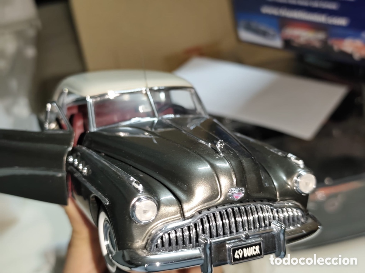 Collectionnisme: Buick Riviera, 1949, capota blanca, silver