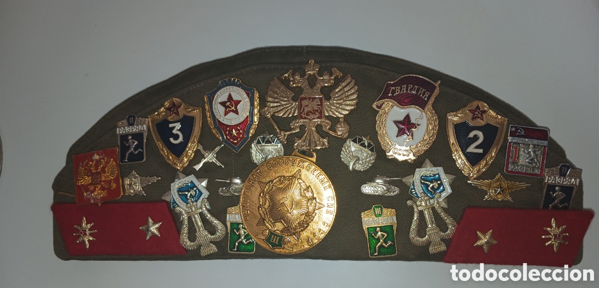 Coleccionismo: Pilotka sovi&eacute;tica gorra cuartel o guarnici&oacute;n URSS Uni&oacute;n Sovi&eacute;tica con insignias, emblemas, parches