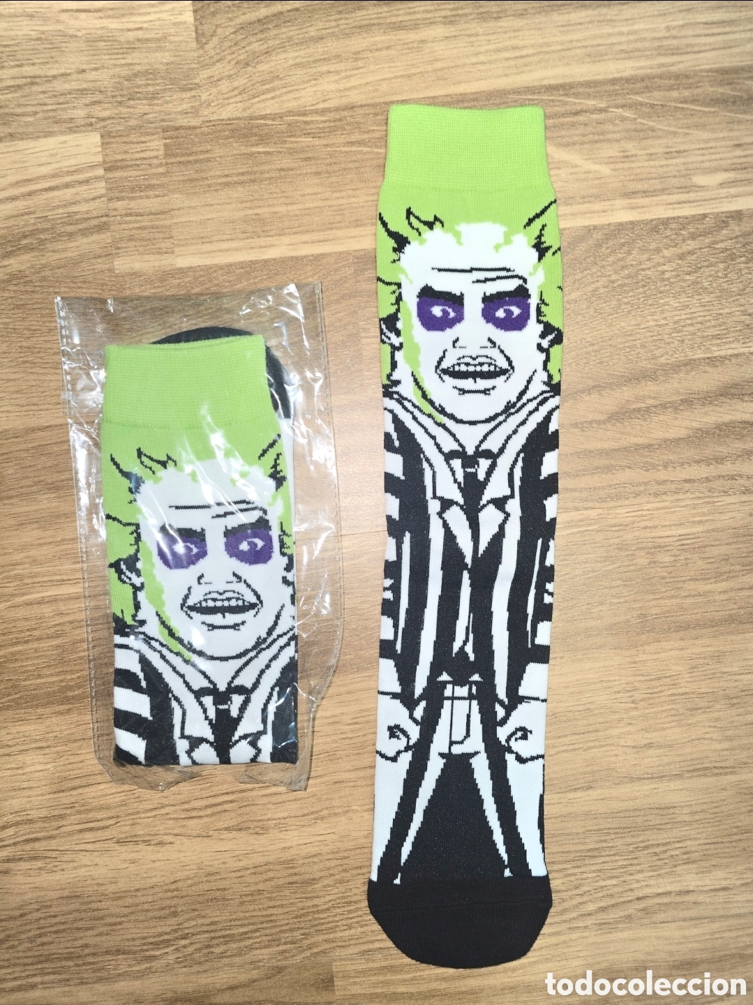 Coleccionismo: Calcetines Beetlejuice Bitelch&uacute;s Halloween monstruos
