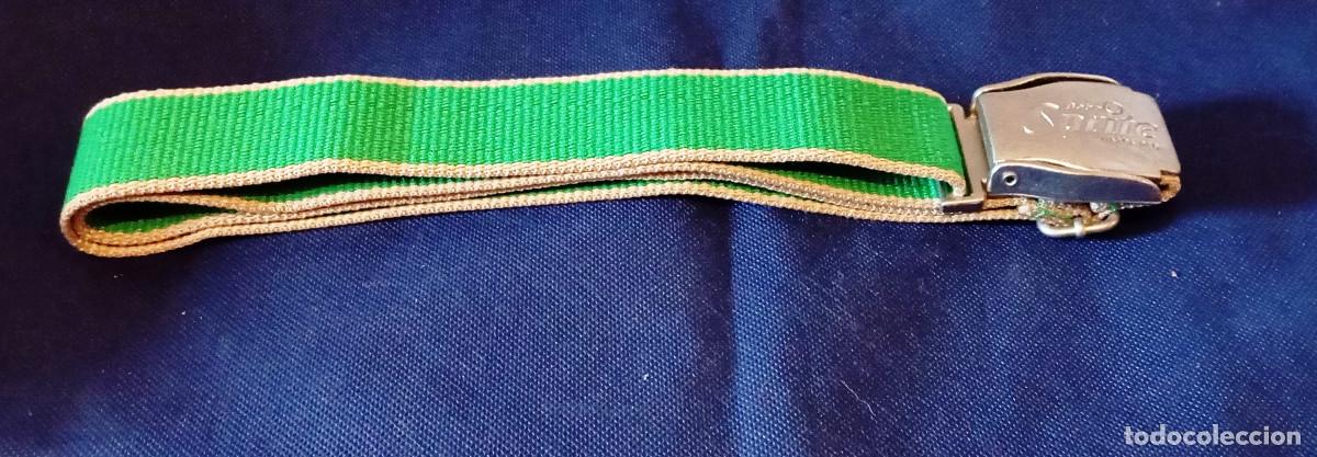 Coleccionismo: Correa de nailon estilo cintur&oacute;n de seguridad Skybelt color verde con borde beige y hebilla met&aacute;lica