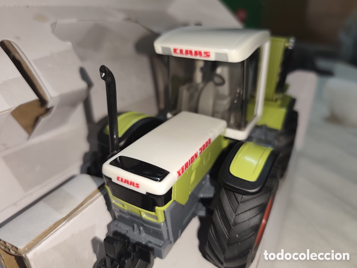 Coleccionismo: Claas Xerion 3000, 3553, serie SIKUfarmer