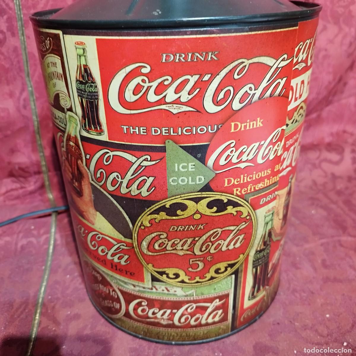 Coleccionismo: LAMPARA MESA BOTE COCA COLA